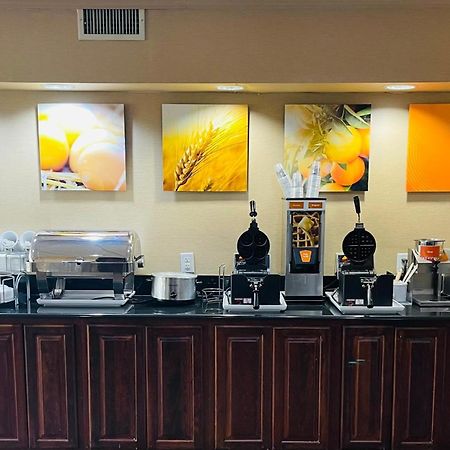 Ardmore Inn & Suites Ardmore Buitenkant foto