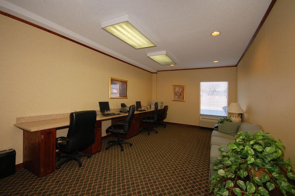 Ardmore Inn & Suites Ardmore Buitenkant foto