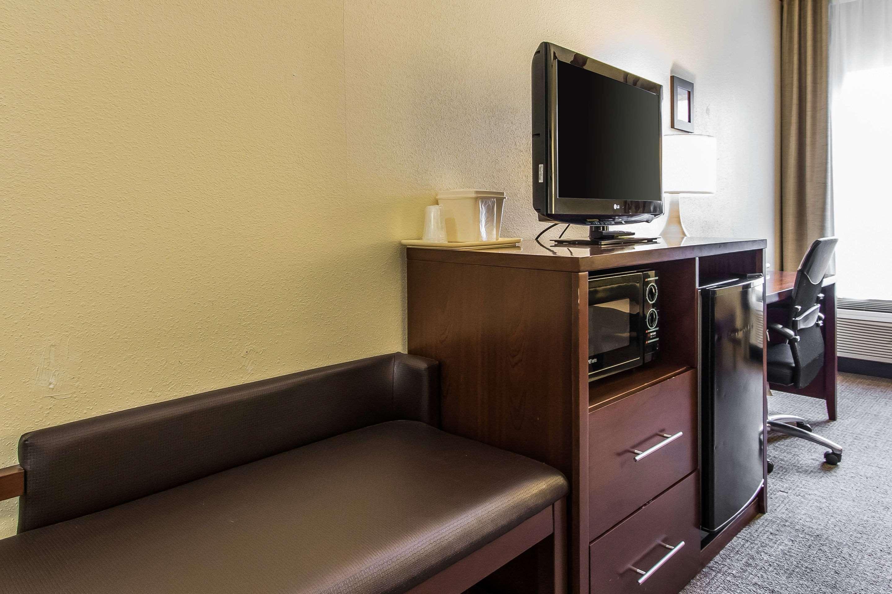 Ardmore Inn & Suites Ardmore Buitenkant foto