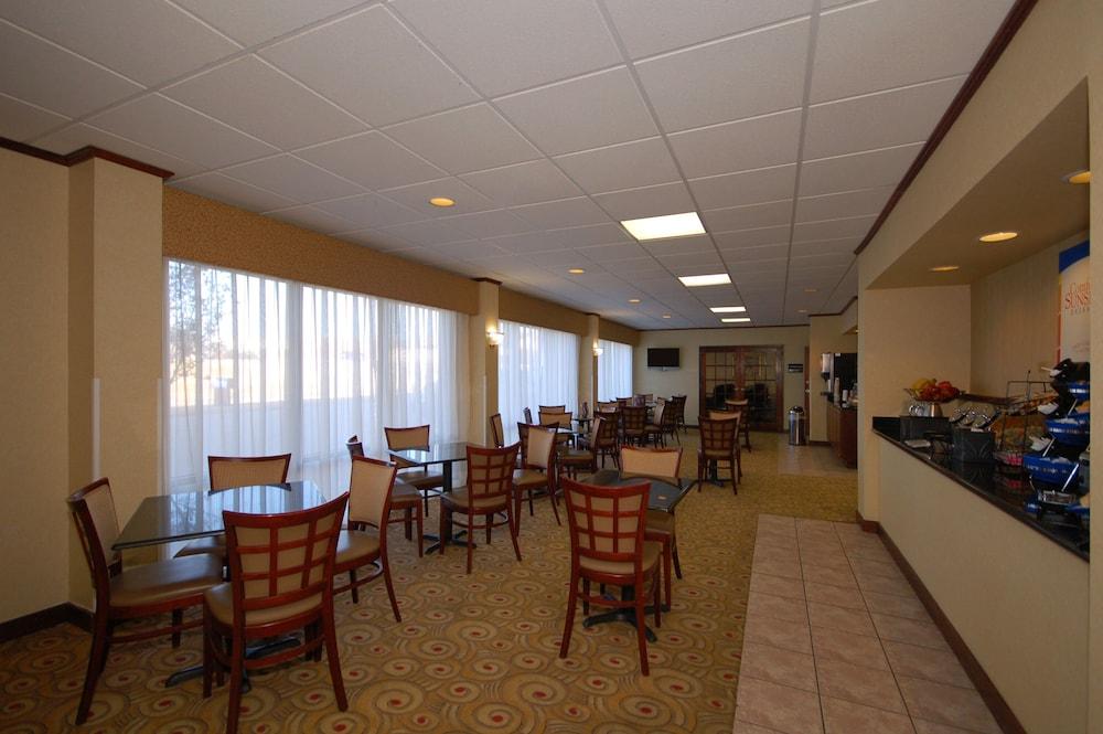 Ardmore Inn & Suites Ardmore Buitenkant foto