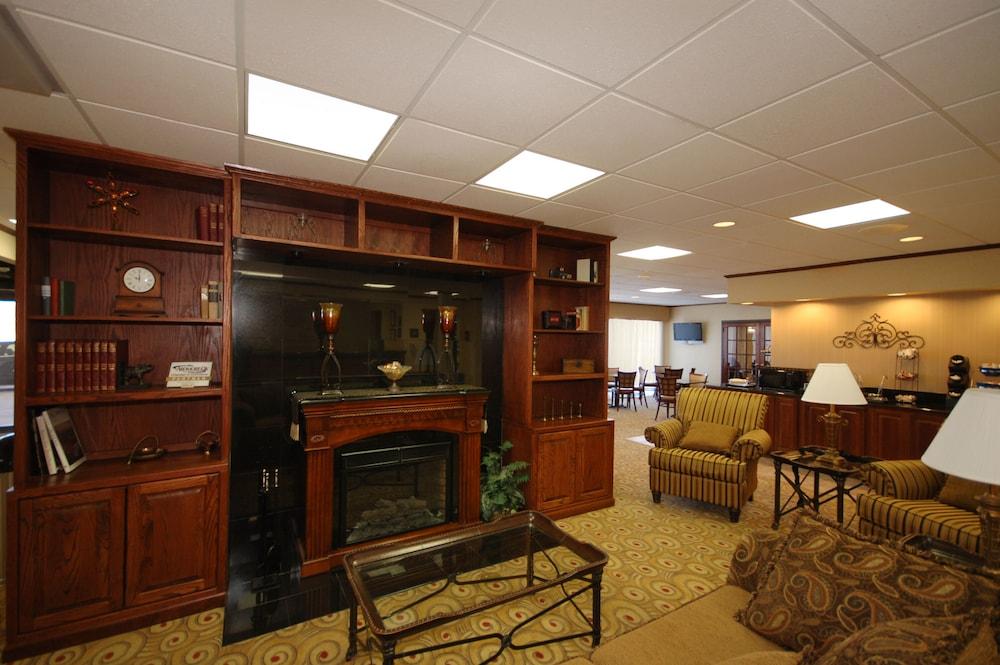 Ardmore Inn & Suites Ardmore Buitenkant foto